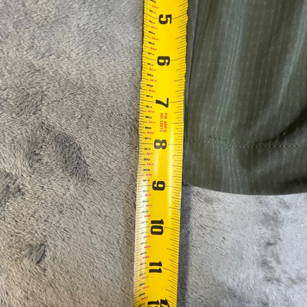Greg Norman Stretch Short Mens 40 Green 9 Inch Inseam 4-Way‎ Stretch Golf